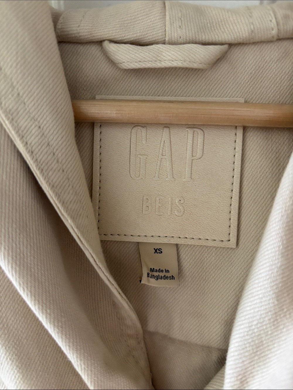 Gap X BEIS Women’s Hooded Jacket in Beige - Picture 6 of 6
